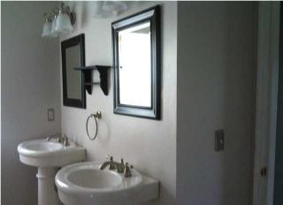 2609 Bonnie Oaks Dr, Huntsville AL  35803-3533 exterior