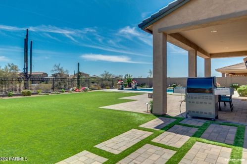 22925 46 St, Phoenix AZ 85050 exterior