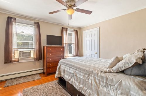 9 Hall Pl, Quincy MA 02169-4027 exterior