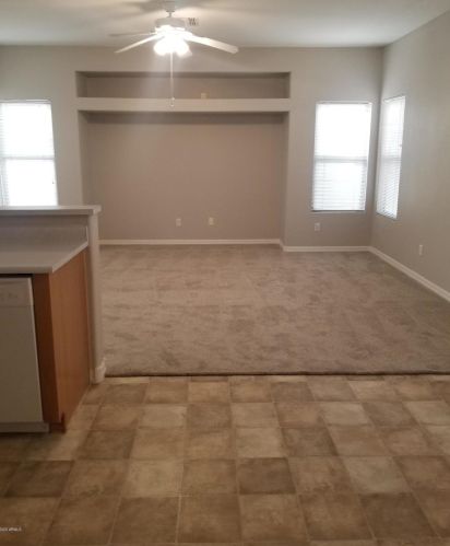 2009 Carol Ann Way, Phoenix AZ  85023-4360 exterior