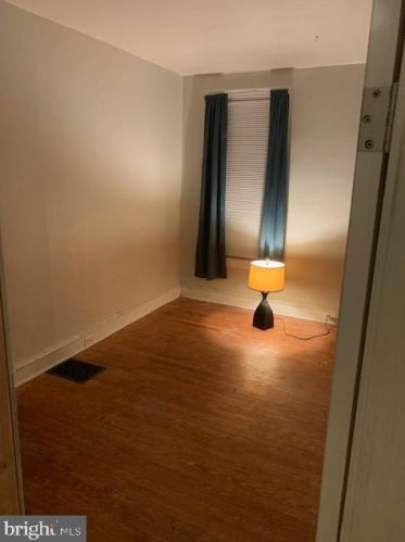 48 High St, West Deptford NJ  08051-1460 exterior