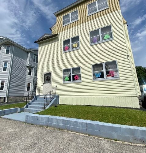 31 Arthur St, Worcester, MA 01604-3805