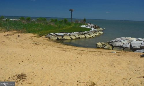 1176 Bayview Ave, Shady Side MD 20764-9523 exterior