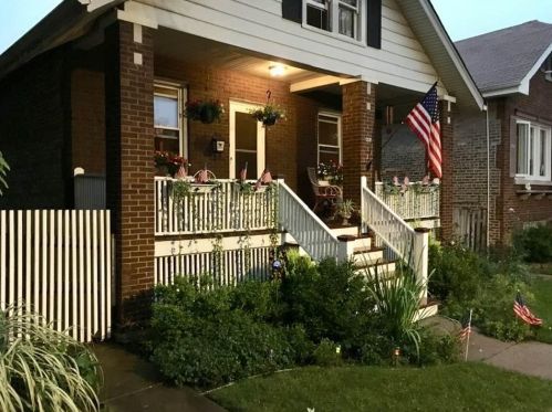 2428 Kenilworth Ave, Forest View, IL 60402-2545