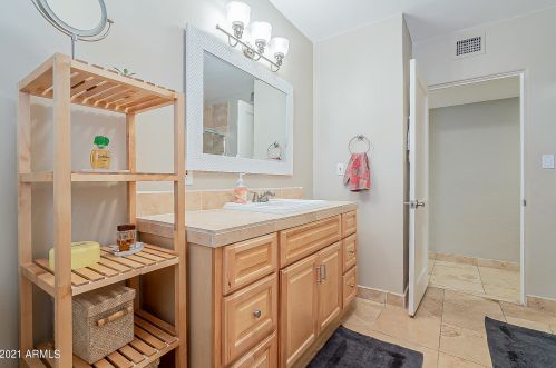 839 Edgemont Ave, Phoenix AZ 85035-1735 exterior