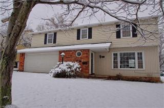 4644 Farnhurst Rd, Cleveland OH  44121-3963 exterior