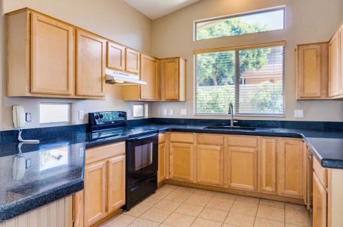 4062 Agave Rd, Phoenix AZ  85044-0608 exterior