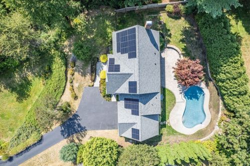 5 Chapel Hill Rd, Beverly MA  01915-1313 exterior