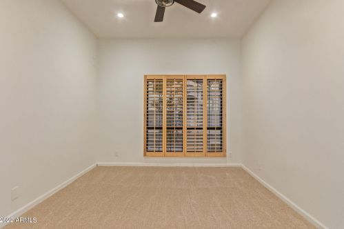 21 Beryl Ave, Phoenix AZ  85021-2480 exterior