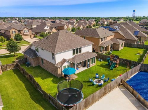 127 Blossom Ter Ln, Richmond TX 77469-5888 exterior