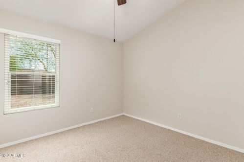 13826 36 Pl, Phoenix AZ 85050-8386 exterior