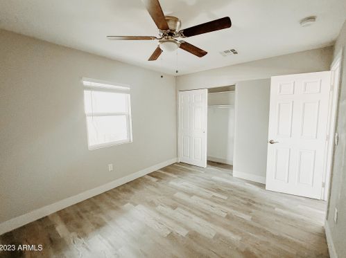 2221 27th St, Phoenix AZ 85008-4924 exterior