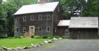 563 Bay Rd, Amherst MA  01002-3504 exterior