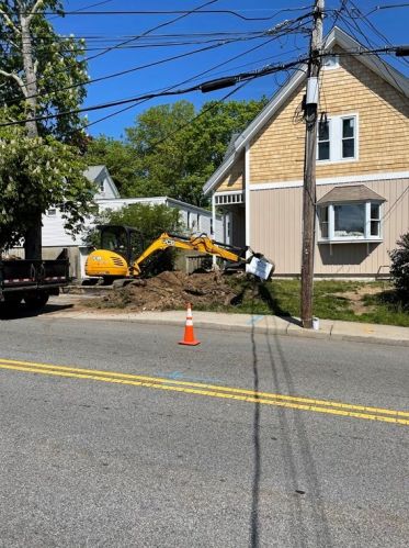 4 Nelson St, Plymouth MA  02360-4045 exterior