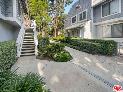 98 Remington, Irvine CA 92620-3738 exterior