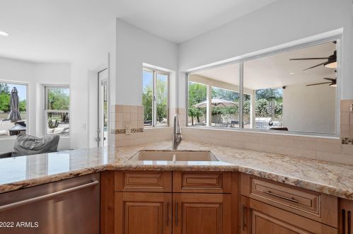 4637 Cholla St, Phoenix AZ 85029-3800 exterior