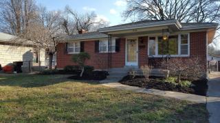 1726 Cloverbrook Dr, Louisville, KY 40215-1463