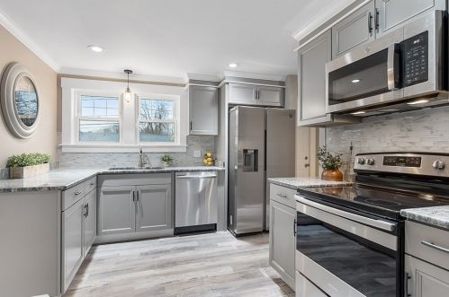 132 Grove St, Royalston MA  01331-2619 exterior