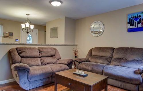 12 Evergreen Rd, Wantage NJ  07461-4700 exterior