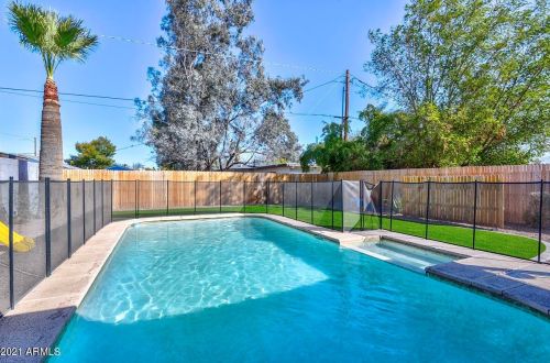 2206 Cambridge Ave, Phoenix AZ 85006-1415 exterior