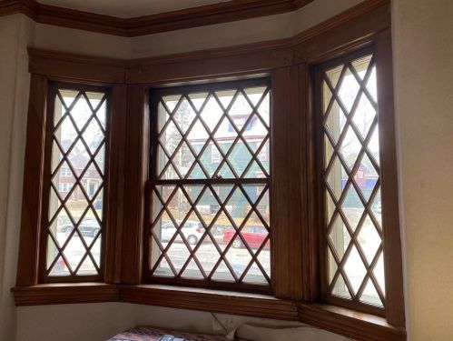 8 Berwick St, Worcester MA 01602-1405 exterior