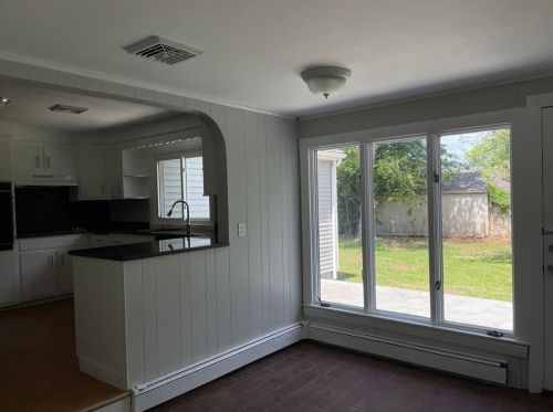 6 Elmhurst St, Taunton MA  02780-3307 exterior