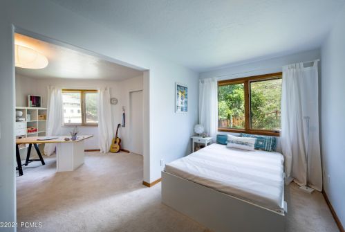 8772 Daybreaker Dr, Park City UT 84098-5881 exterior