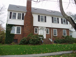 40 Arlington St, Newton, MA 02458-2424