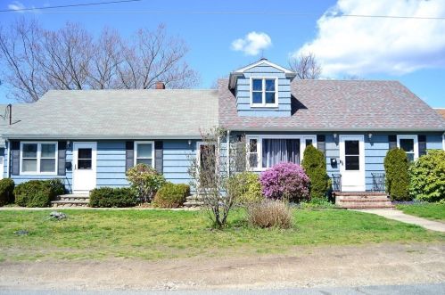 49 Plympton St, New Bedford MA  02745-6350 exterior