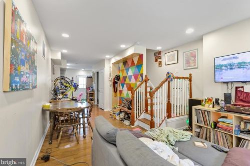 1535 Bouvier St, Philadelphia, PA 19146-4745