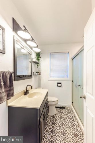 20 Beech Pl, West Deptford NJ 08096-3301 exterior