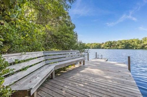 6 Landfall, Falmouth MA 02540-1658 exterior