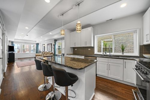 1214 Wisconsin Ave, Forest View IL 60402-1062 exterior