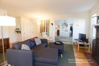 330 Newtonville Ave, Newton MA  02460-2012 exterior