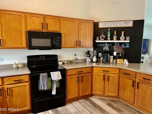 18637 5th Dr, Phoenix AZ  85027-6627 exterior