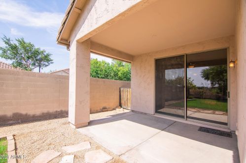 6851 27 Pl, Phoenix AZ 85008-2745 exterior