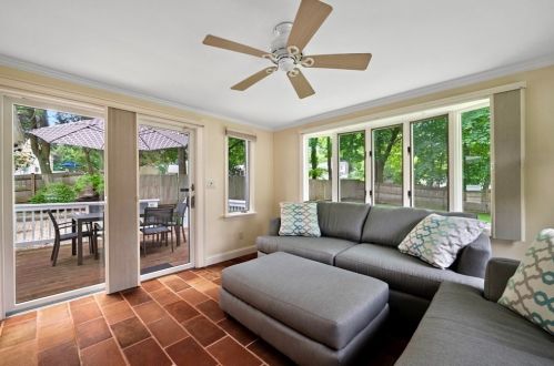 3 Elliot Rd, Lynnfield MA  01940-2001 exterior