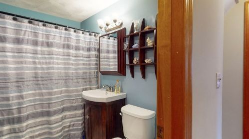 20 Glendale St, Worcester MA 01602-2841 exterior