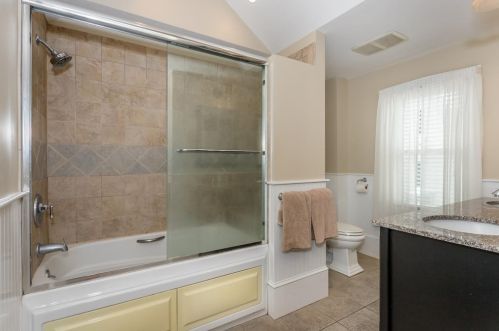 118 Messinger St, Canton MA 02021-3947 exterior