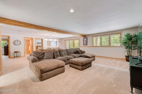 7794 Pinebrook Rd, Park City UT 84098-5348 exterior