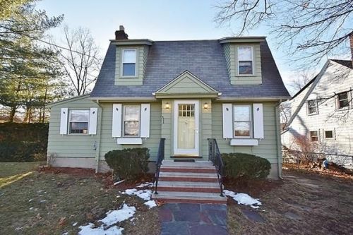 1303 Walnut St, Newton, MA 02461-1853