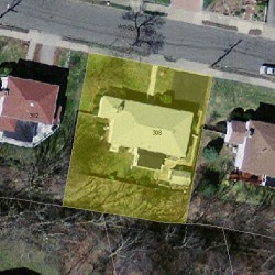 308 Woodcliff Rd, Newton MA  02461-2128 aerial view
