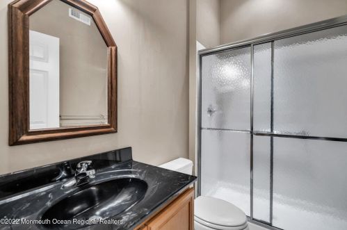 33 Crooked Stick Rd, Jackson Twp NJ 08527-4032 exterior