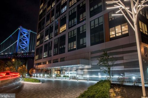 250-0 Columbus Blvd, Philadelphia PA  19106-0014 exterior