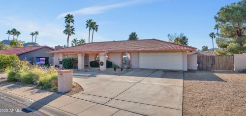 219 Carol Ann Way, Phoenix AZ 85032-4060 exterior