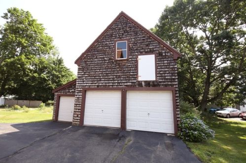 471 Main St, East Bridgewater MA 02324-1476 exterior