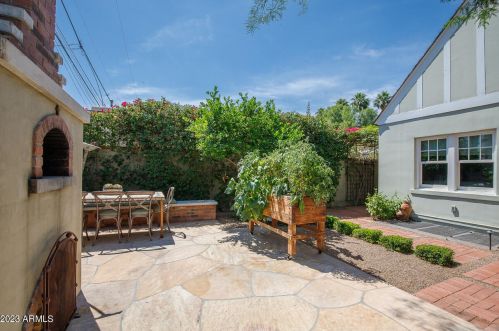 529 Cypress St, Phoenix AZ 85006-1840 exterior