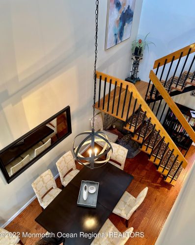 31 Ann Ct, Tinton Falls NJ  07724-3000 exterior