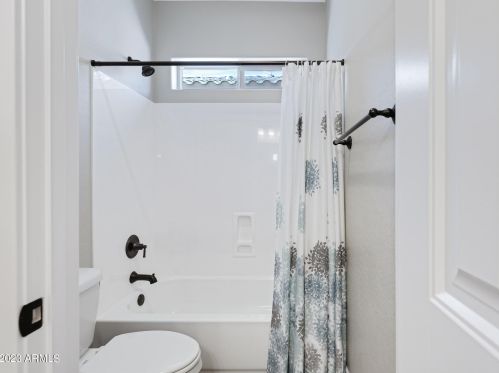 840 Ashurst Dr, Phoenix AZ  85048-2028 exterior