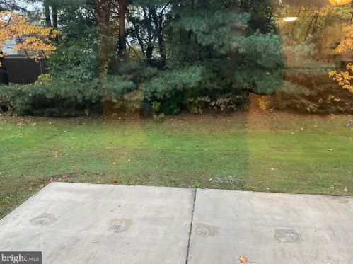 154 Evan Ct, West Deptford NJ  08086-2007 exterior